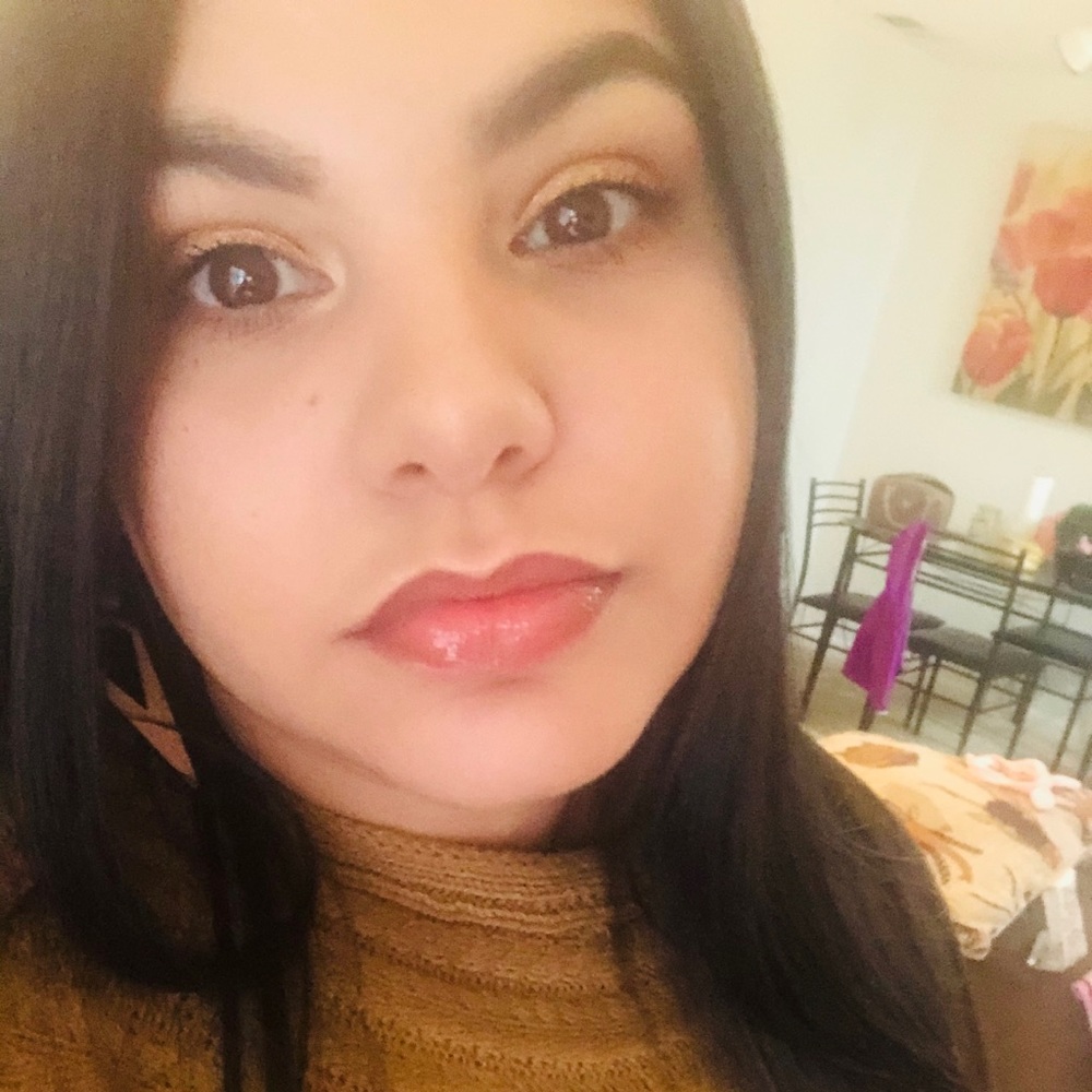 Meet your Posher, Zenaida